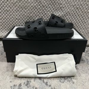 Guccis Slides